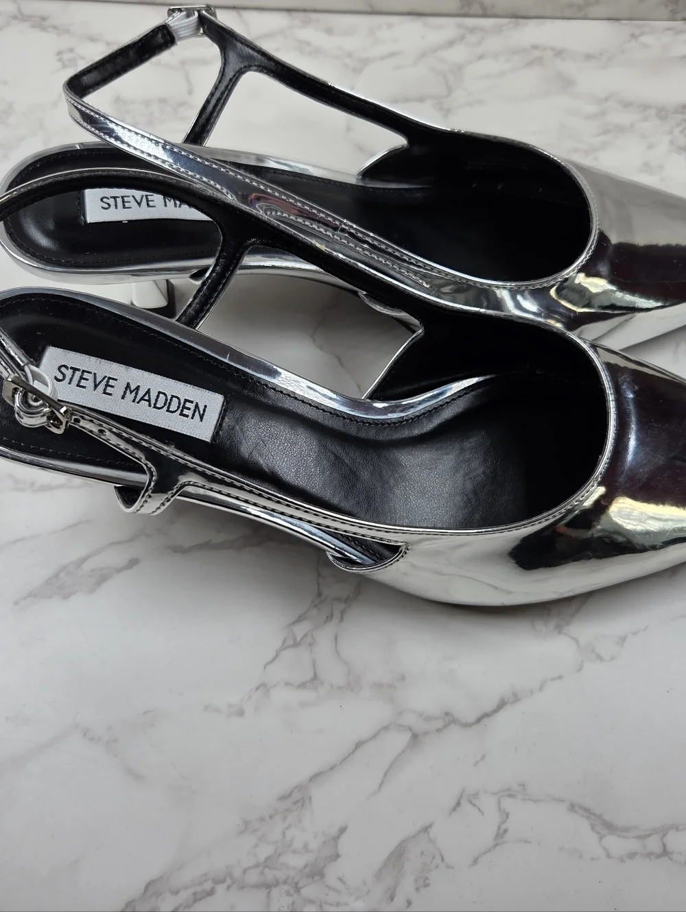 Steve Madden Silver Pointed Slingback Heels(B4) - Picture 4 of 6